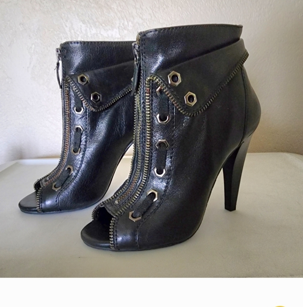 Gianni Bini Black Boots
